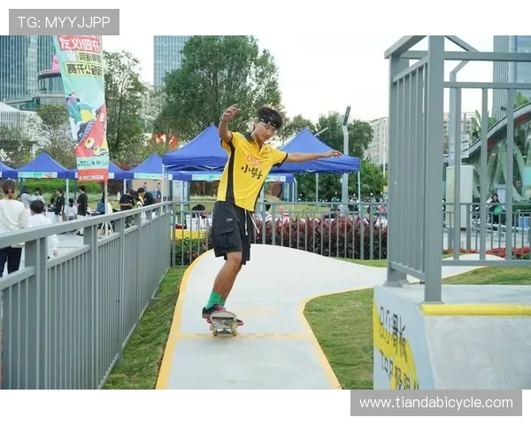 深圳滑板队引领力量变革热潮探索滑板文化与青年成长的深度融合