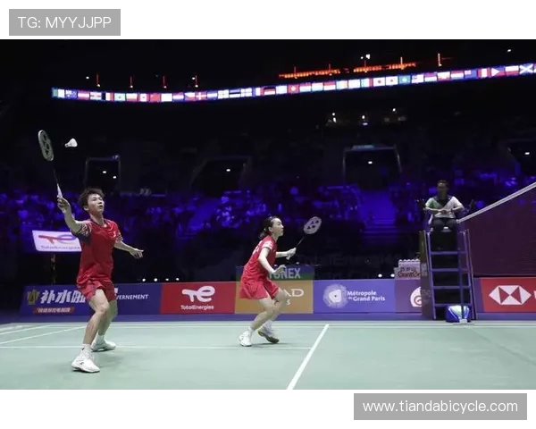 羽毛球盛宴：深入了解杭州羽毛球队的团队协作与默契配合