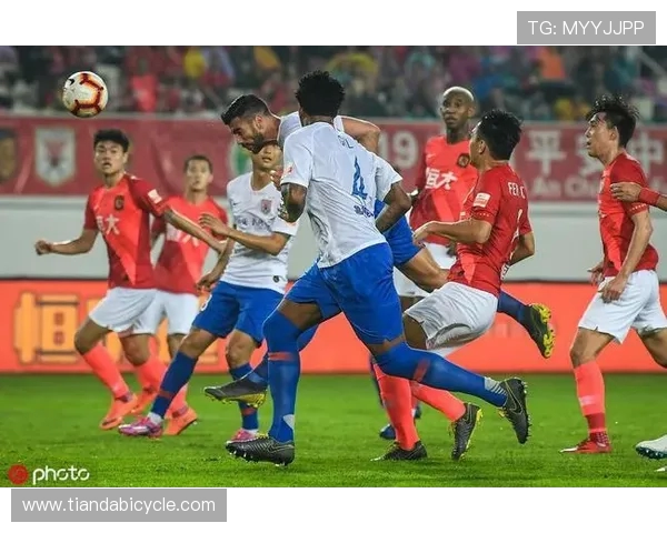 恒大与鲁能对决前瞻分析及赛果预测,谁能在这场较量中胜出 恒大与鲁能对决前瞻分析及赛果预测,谁能在这场较量中胜出