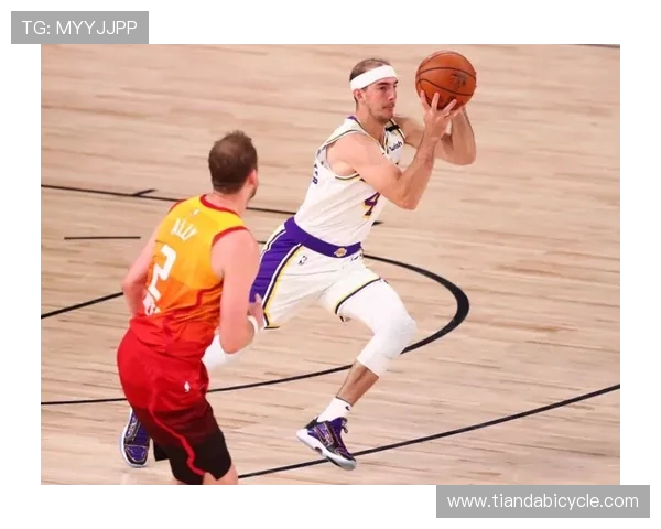 湖人对决爵士腾讯直播精彩回放与赛后分析尽在这里