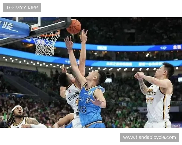 辽宁男篮迎战江苏队常规赛精彩对决引发球迷热议